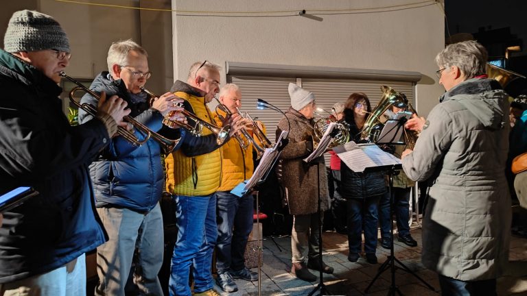 Adventssingen in Weiler zum Stein – Ein Abend voller Gemeinschaft